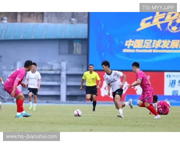 南城体育馆足球赛事精彩开幕 聚焦全城热血对决与激情瞬间